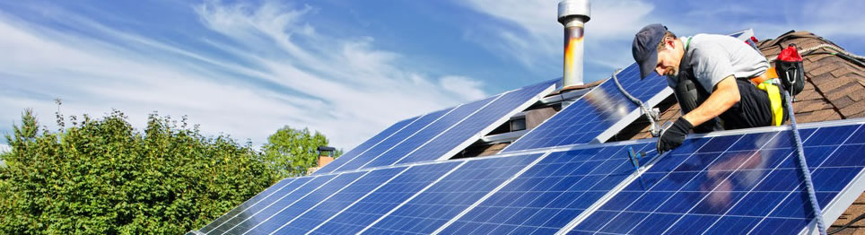Brisbane solar panels getting installed